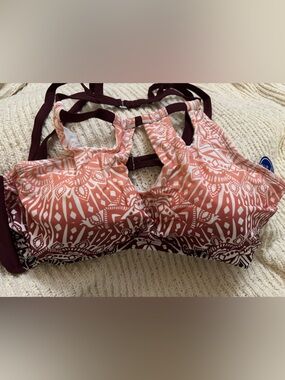 Swimsuits For All Pink and Burgundy Printed Keyhole Swim Top